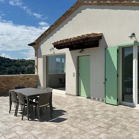 公寓 Colle Dei Pini *