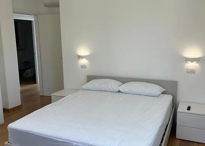 Colle Dei Pini * 滨海库普拉